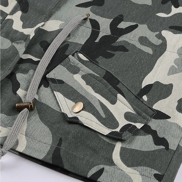 Camouflage Camo Utility Vest Full zip - Picture 5 of 7